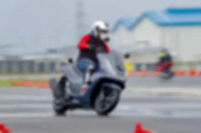 Memiliki karakter ringan dan lincah membuat All New Honda PCX 160  nyaman digunakan untuk berkendara di perkotaan.