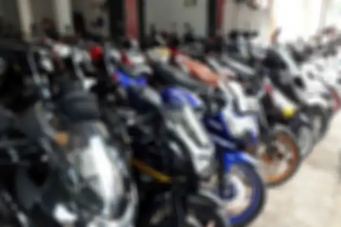 Ilustrasi dealer motor bekas. Leasing Ternyata Berbeda dengan Kredit, Bikers Harus Tahu Nih Artinya