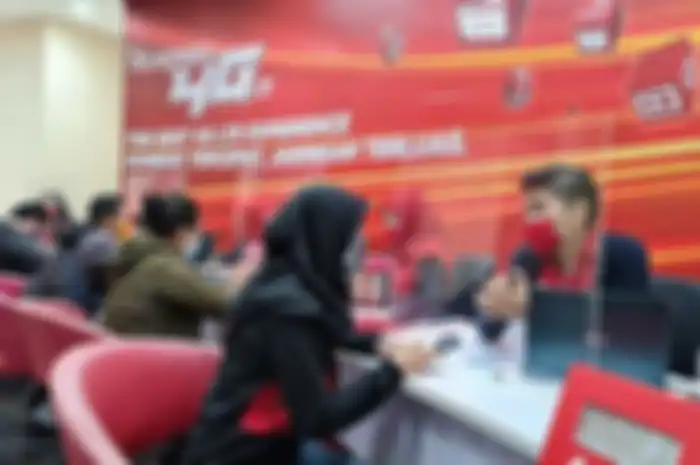 Cuma lewat SMS atau Dial Up, proses transfer pulsa Telkomsel dan XL Axiata lancar.
