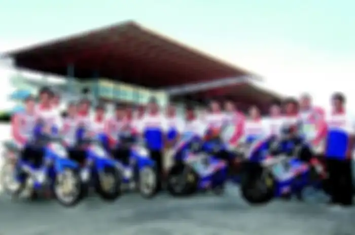 Tim Suzuki Indonesia di balap FIM ARRC tahun 2004