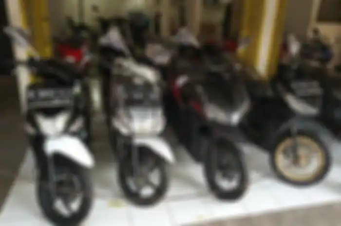Honda Vario di pedagang motor bekas.