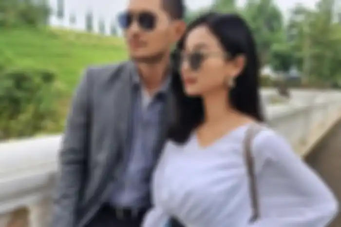 Glenca Chysara dan Evan Sanders