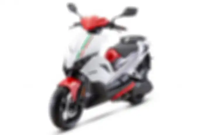 Motor matic baru desain mirip Italjet Dragster, simak kecanggihannya bro.