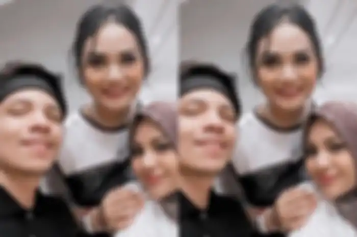 Kebersamaan Atta, Aurel, dan Krisdayanti saat buka puasa bersama