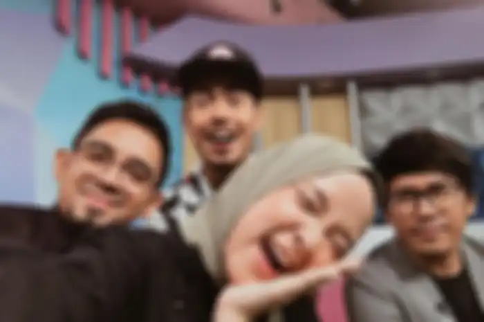 KUA Pondok Gede sudah berikan klarifikasi soal pernikahan Nissa Sabyan dan Ayus. Nissa Sabyan disebut nekat nikahi Ayus meski tanpa restu keluarga.
