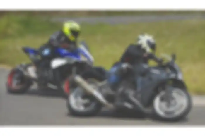 Honda CBR250R single silinder bisa kalahkan motor 2 silinder