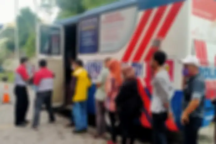Ilustrasi, Layanan mobil SIM keliling yang digelar lima lokasi oleh Direktorat Lalu Lintas Polda Metro Jaya hari Kamis 17 Juni 2021 sudah mulai buka dari jam segini.