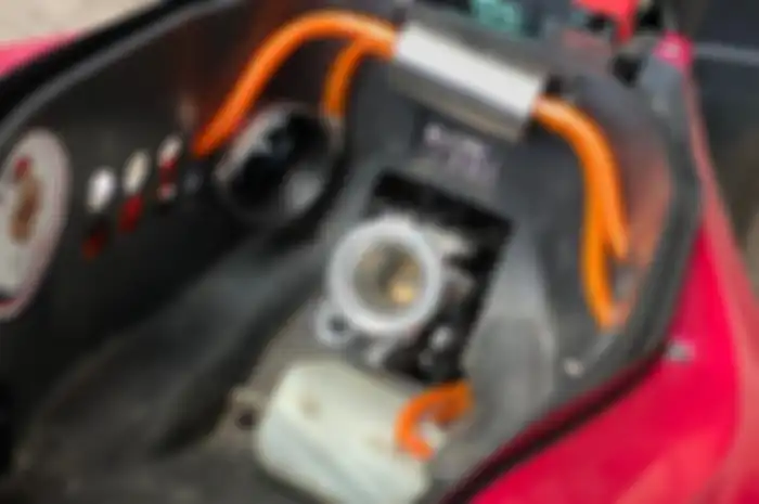 Tips modifikasi motor Yamaha NMAX dan Aerox 155 pasang intake downdraft.