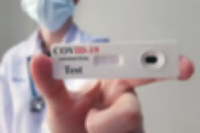 Geger varian baru virus Covid-19 bernama Omicron yang menular 500 persen lebih cepat, bikers wajib waspada.