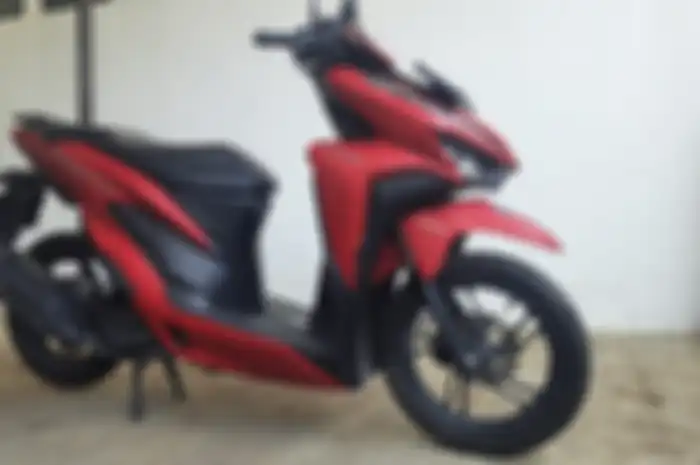Sikat bro, ada lelang murah motor bekas Honda Vario 150 2018 mulus, surat-surat STNK dan BPKB lengkap.