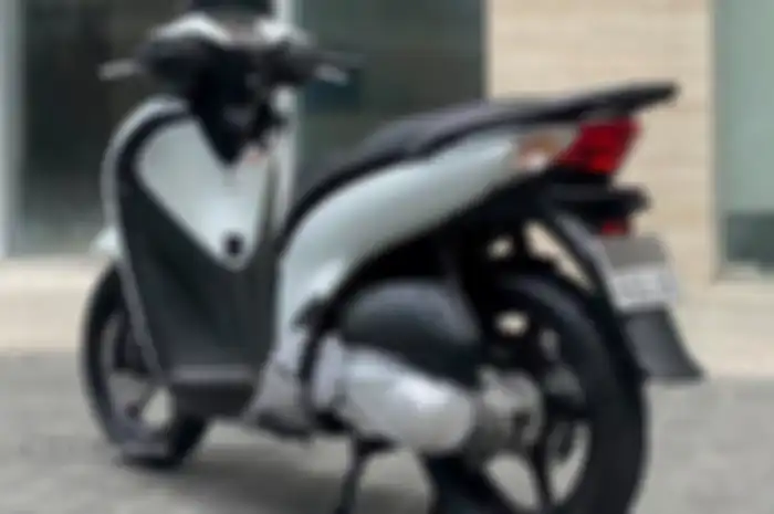 Honda SH150i pakai plat nomor cantik dijual tembus setengah miliar Rupiah lebih.
