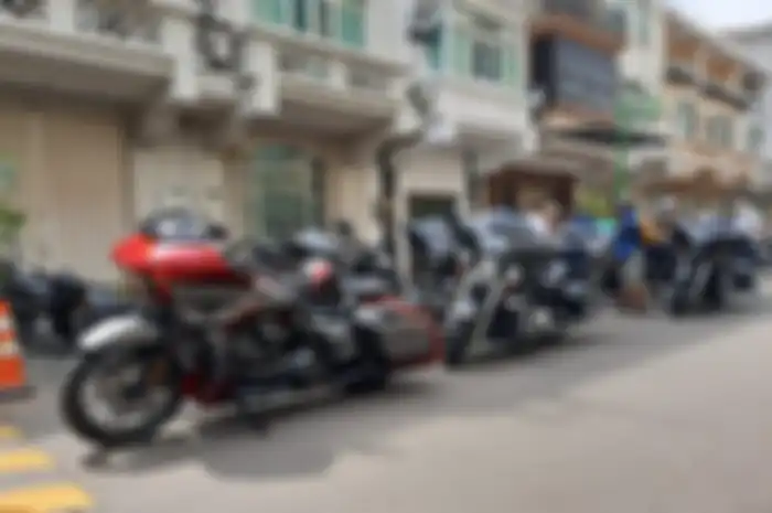 Ilustrasi moge. Gak sembarangan, bikers harus penuhi syarat ini kalau mau punya SIM (Surat Izin Mengemudi) untuk motor gede alias moge.