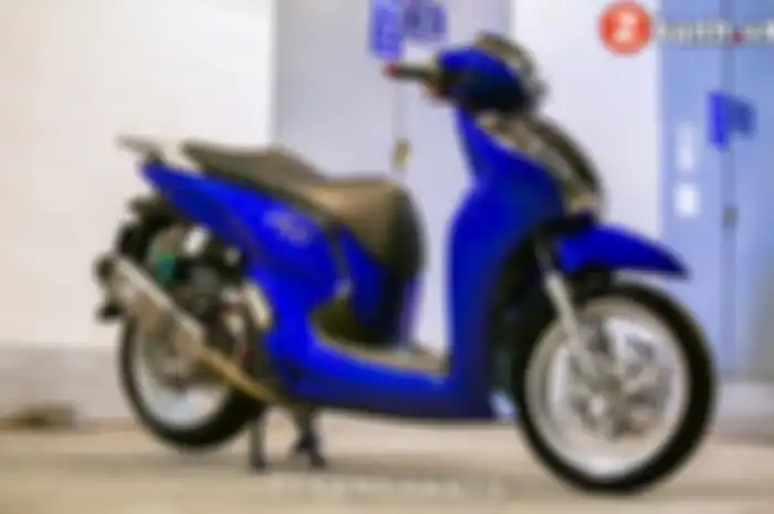 Skutik mewah Honda SH400i kena modifikasi, dibuat makin berkelas.