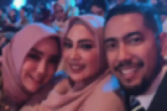 Unggahan Salmafina Sunan baru-baru ini seolah menyindir Alvin Faiz. Tapi, putri Sunan Kalijaga disebut kangen agama lamanya.