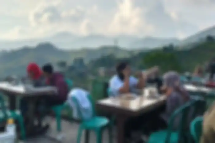 Ilustrasi tempat makan di Puncak, Jawa Barat. Foto struk makan mi instan di kawasan wisata Puncak membuat heboh di media sosial. Ternyata, ini fakta sebenarnya. 