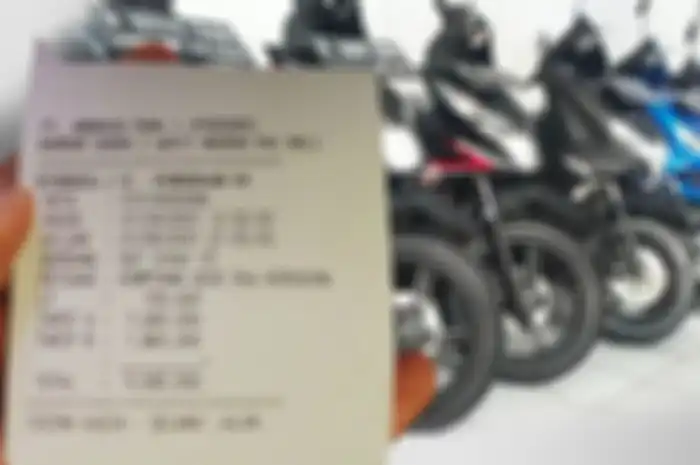 Ilustrasi. Parkir Bandara I Gusti Ngurah Rai setara harga Honda BeAT bekas bro.