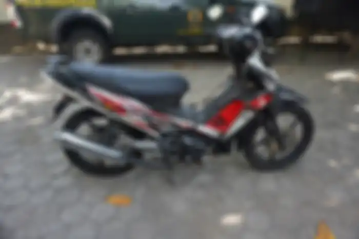 Motor bekas Honda Supra X 125 tahun 2010 dilelang Rp 2 jutaan.
