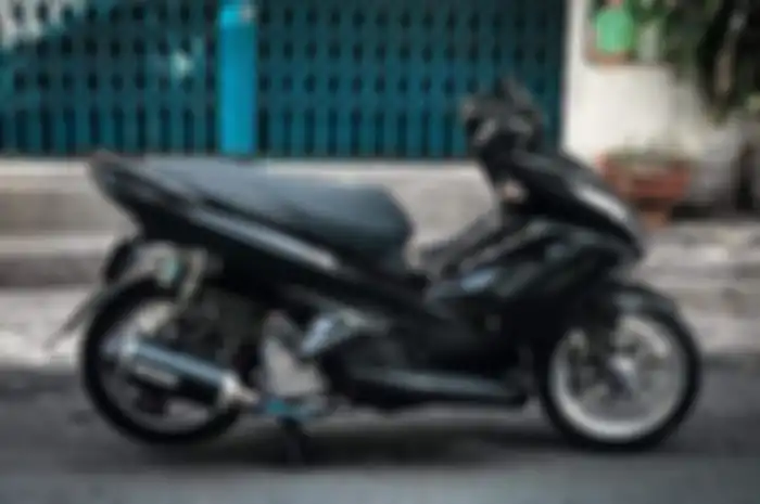 Modifikasi Honda Air Blade 125, saudara Honda Vario 125 yang cocok jadi lawan Yamaha Aerox.