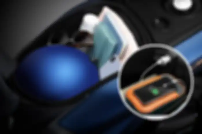 Bagasi di Honda Vision 2021 lebih besar dari BeAT, tapi mirip dengan Vario 125.