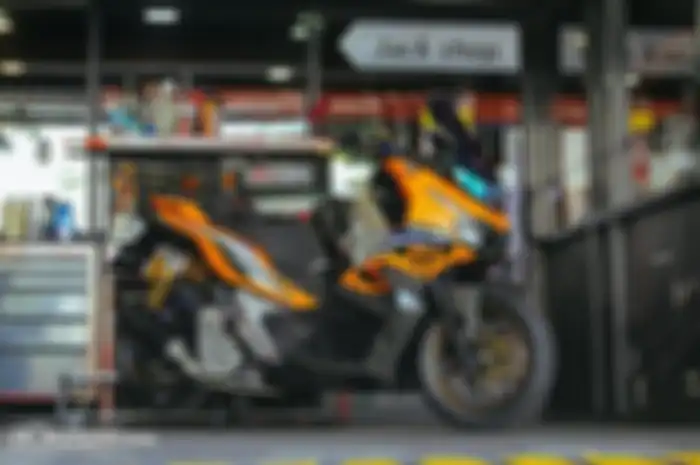 Modifikasi Honda ADV 150, livery unik plus bertabur aksesoris mewah.