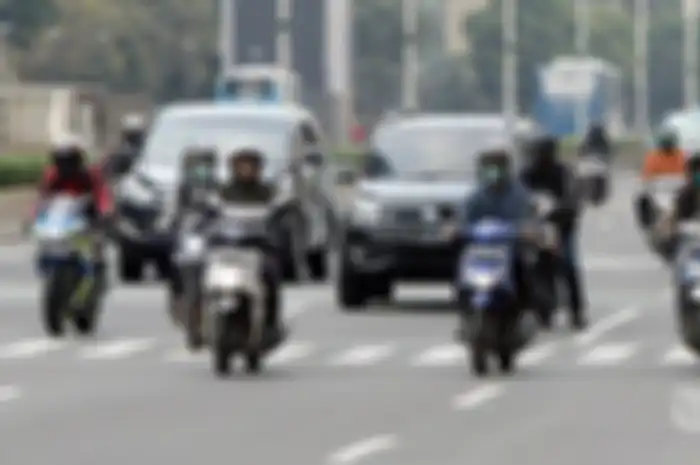 Ilustrasi. PPKM mikro berlaku mulai hari ini di 34 provinsi, bikers catat aturannya.