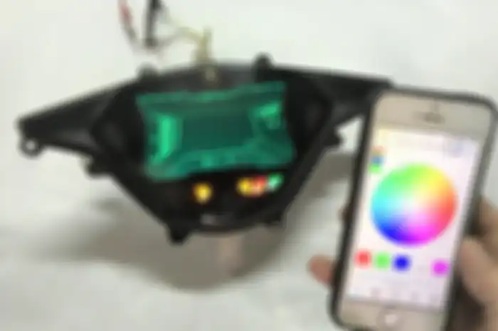 Bikin cantik tampilan panel speedoometer digital akibat sunburn