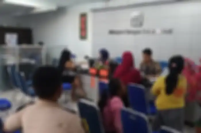 Isi data diri dan unggah dokumen, bank BRI bagikan pinjaman tanpa jaminan Rp 100 juta. (foto ilustrasi)