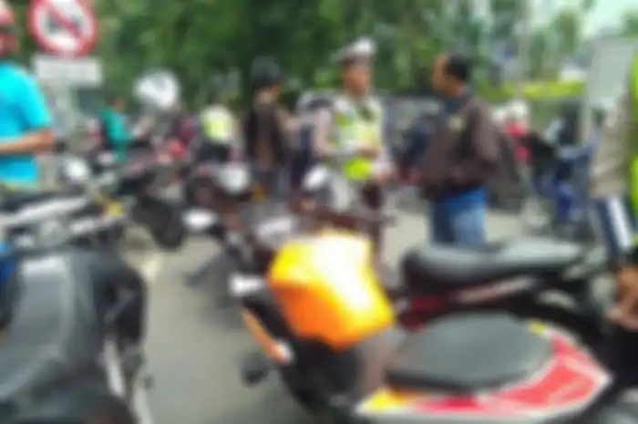 Foto ilustrasi razia helm