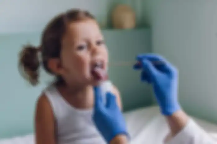 Para orangtua diminta melakukan ini saat anak-anak mengalami gejala terinfeksi virus corona varian Delta.