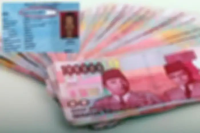 Ilustrasi. Siapkan KTP, bulan Juli 2021 ada bantuan pemerintah Rp 2,4 juta. Yuk buruan cek.
