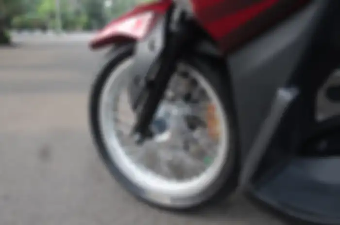 Ilustrasi pelek jari-jari. Sela-sela pelek motor jarang dibersihkan, ternyata ini dampaknya bro!