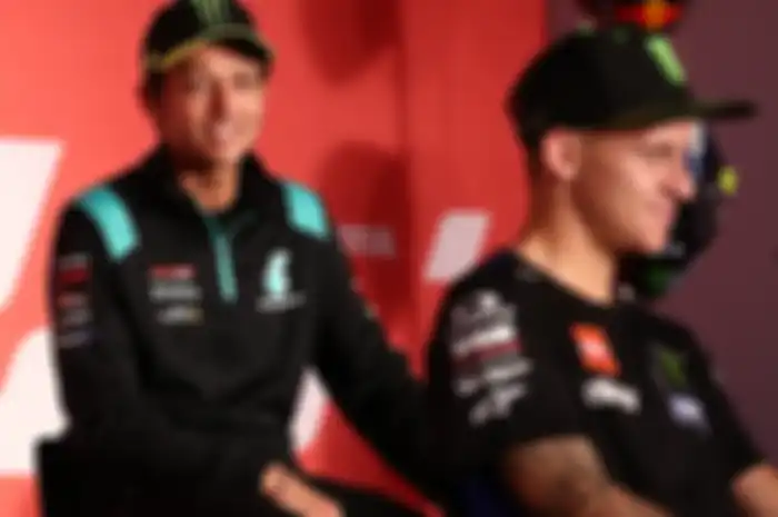 Valentino Rossi (kiri) balik ke tim Yamaha pabrikan di MotoGP 2022 bareng dengan Fabio Quartararo (kanan), Beneran nih?