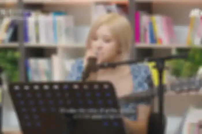 Rosé BLACKPINK Bawakan Lagu John Mayer, Slow Dancing In A Burning Room