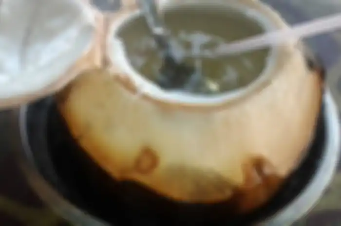 Minum air kelapa untuk menghilangkan efek vaksin Covid-19, dokter ahli justru mengatakan kondisi jadi seperti ini.