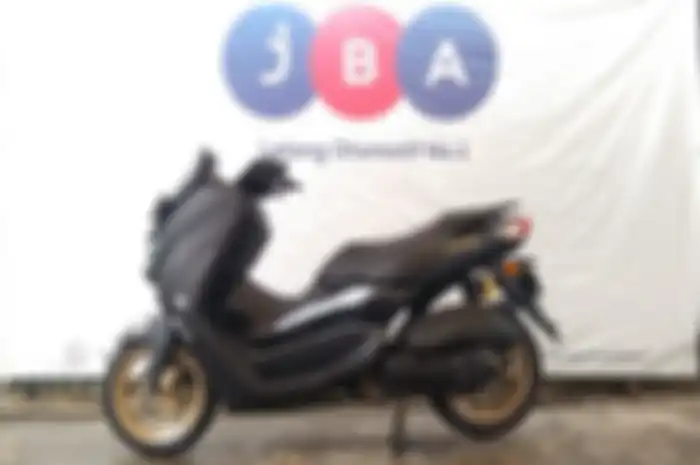 Motor Yamaha NMAX dilelang murah banget, kondisi mulus pajak hidup.