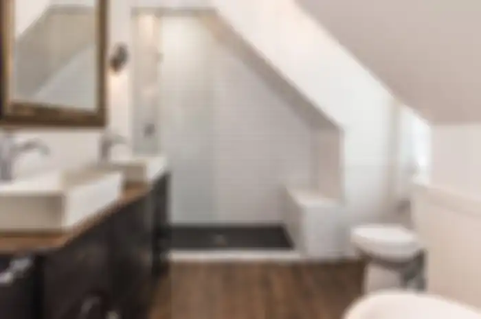 Tepatkah Kamar Mandi Ada di Bawah Tangga, Ini Kata Fengshui