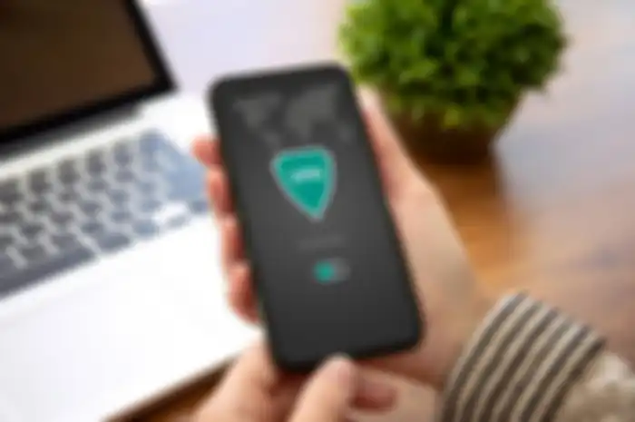 ilustrasi aplikasi VPN di smartphone