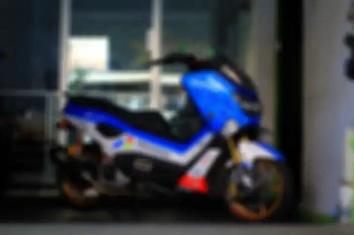 Modifikasi NMAX pecinta kencang, pakai livery ala Pertamina Mandalika SAG Team plus mesin jadi 200 cc!