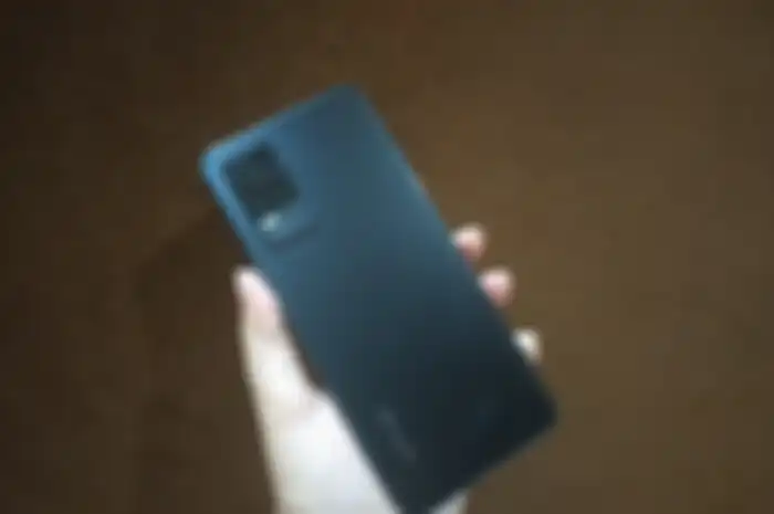 Vivo V21 punya extended RAM yang bisa diaktifkan dengan mudah.