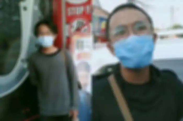 Asep Lutpi Suparman (23), pemilik Kafe Look Up, keluar dari Lapas Kelas II B Tasikmalaya, setelah menjalani kurungan tiga hari, Minggu (18/7/2021). 