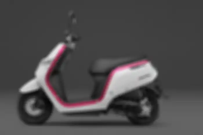 Ini dia motor matic baru Honda Dunk. Punya mesin lebih irit dari Honda BeAT, bisa tembus 75,4 Km/liter!
