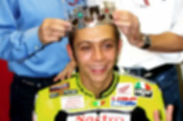 Sepuluh pembalap MotoGP dengan kemenangan terbanyak, Marc Marquez siap-siap menyalip rekor Valentino Rossi.