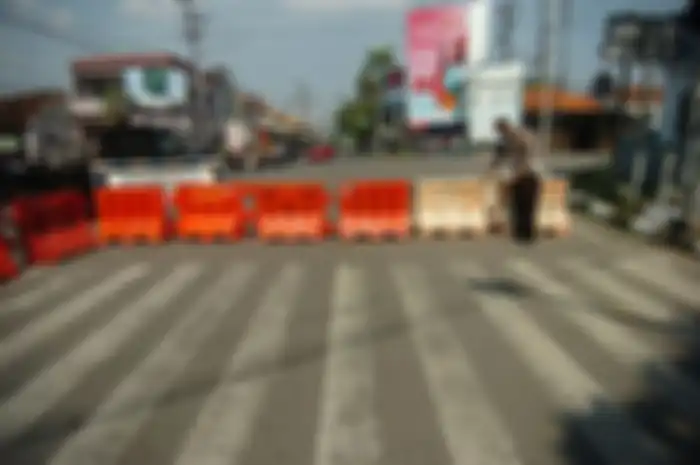 PPKM level 4 diperpanjang sampai 2 Agustus 2021.