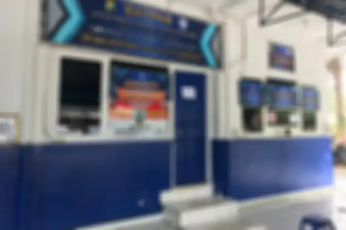 Satpas SIM Polsek Kemayoran tetap beroperasi terbatas mengikuti protokol kesehatan yang ketat.