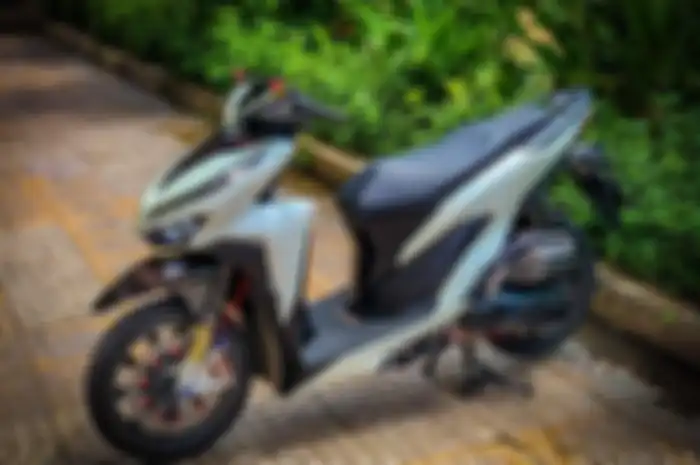 Modifikasi Honda Vario 150. Suspensi dan pengereman mirip moge!