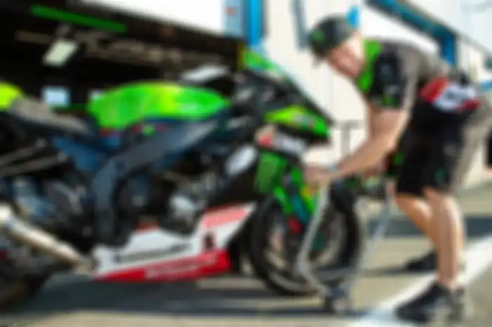 Pembalap WorldSBK Jonathan Rea berhasil cetak hattrick juara di WorldSBK Belanda 2021 langsung bikin panas bursa transfer MotoGP 2022