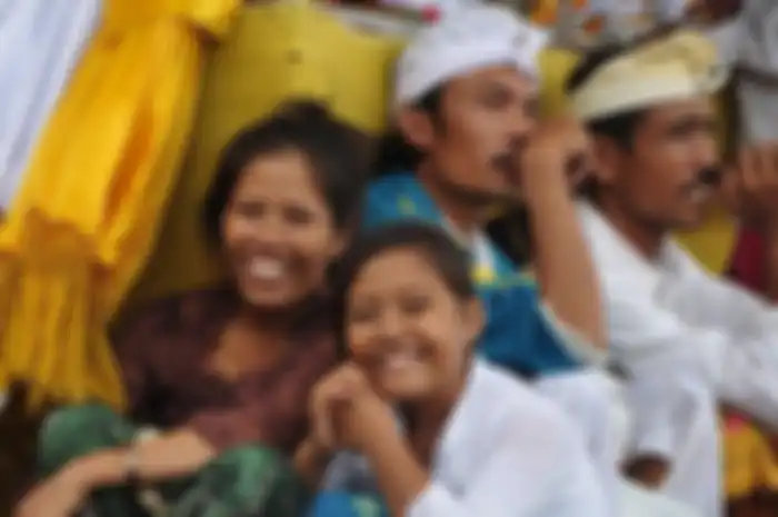 Ini jawaban apa menurutmu kerukunan itu? Apakah gambar di atas mencerminkan kerukunan?
