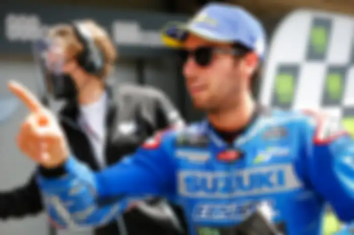 Legenda balap Suzuki, Kevin Schwantz melempar kritik kerasnya ke pembalap Suzuki Ecstar, Alex Rins karena hal ini.