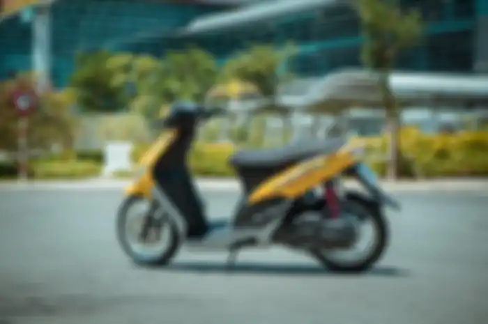 Yamaha Mio lawas kena restorasi dan modifikasi, jadi muda lagi nih!