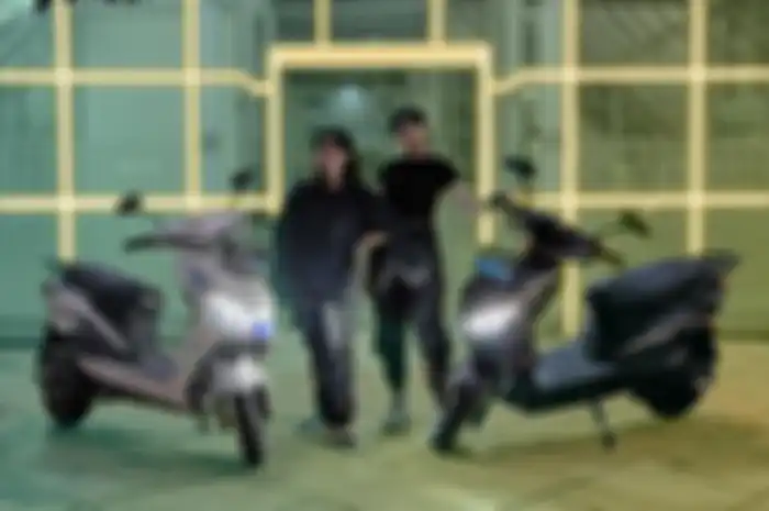 Motor listrik Smoot Tempur, desain mirip motor matic 125 cc dan gak perlu dicharge!